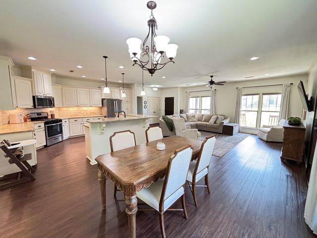 102 Gwinnett Place, Dothan, AL 36301