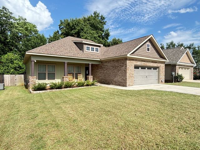 102 Gwinnett Place, Dothan, AL 36301