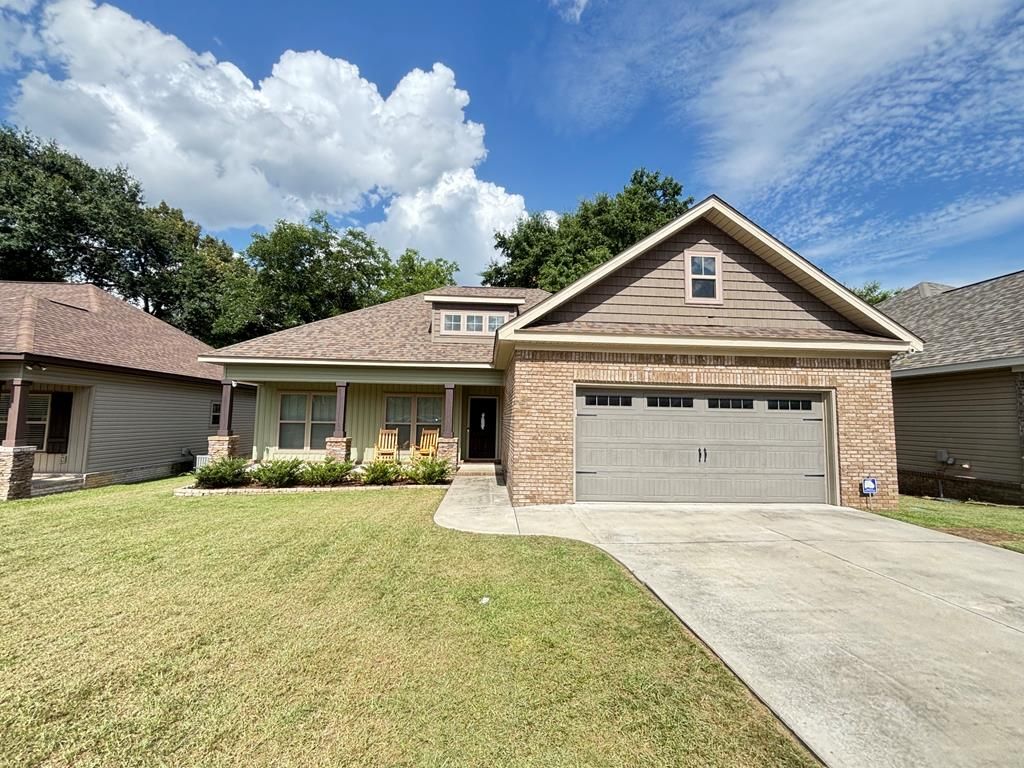 102 Gwinnett Place, Dothan, AL 36301