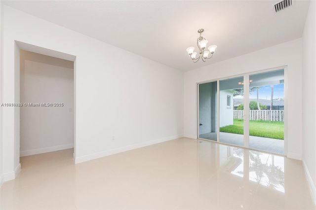 9341 SW 174th St, Palmetto Bay, FL 33157