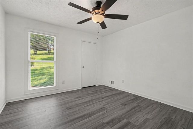 1373 Fairfield Drive SW, Lilburn, GA 30047