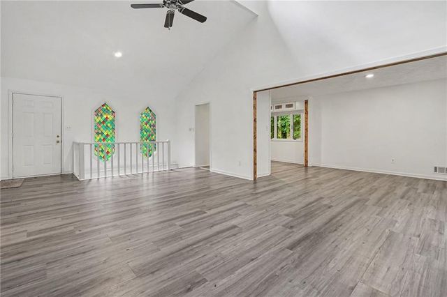 1373 Fairfield Drive SW, Lilburn, GA 30047