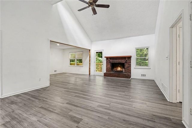 1373 Fairfield Drive SW, Lilburn, GA 30047