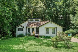 1373 Fairfield Drive SW, Lilburn, GA 30047