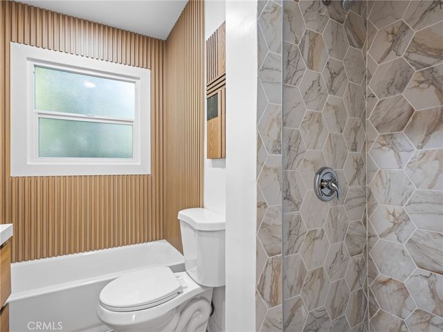 10559 Camarillo, Los Angeles, CA 91602