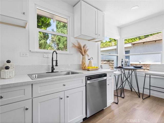 10559 Camarillo, Los Angeles, CA 91602