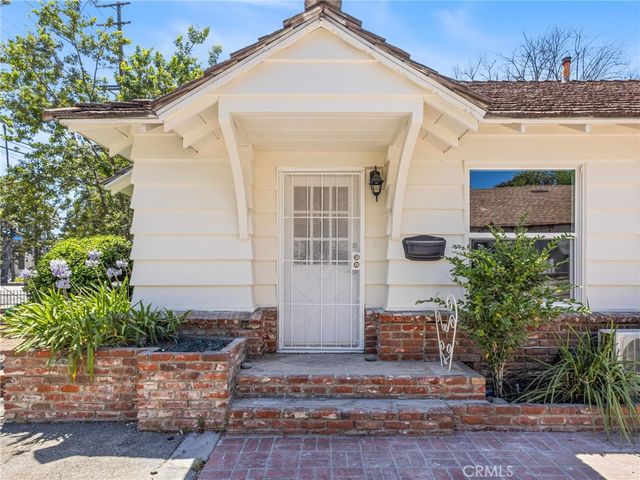 10559 Camarillo, Los Angeles, CA 91602