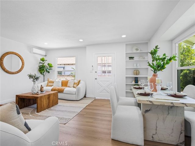 10559 Camarillo, Los Angeles, CA 91602