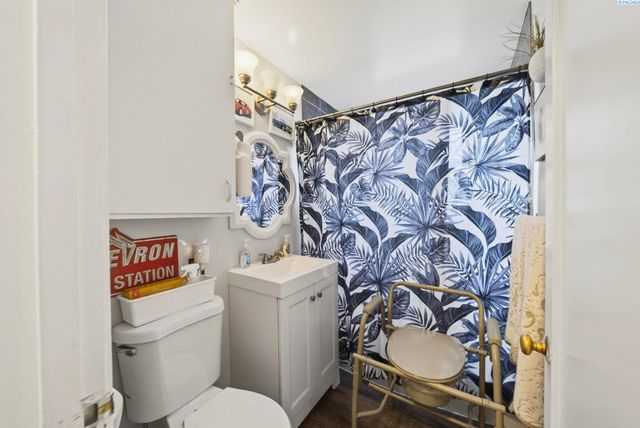 2106-2108 Trippe St, Richland, WA 99354