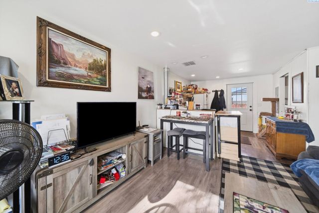 2106-2108 Trippe St, Richland, WA 99354