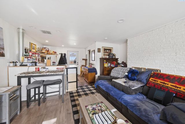 2106-2108 Trippe St, Richland, WA 99354