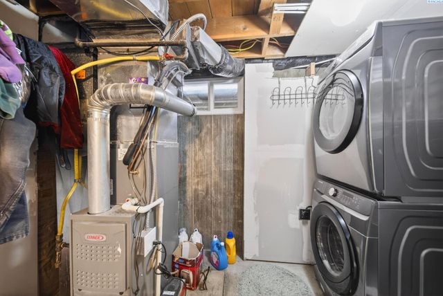 2106-2108 Trippe St, Richland, WA 99354