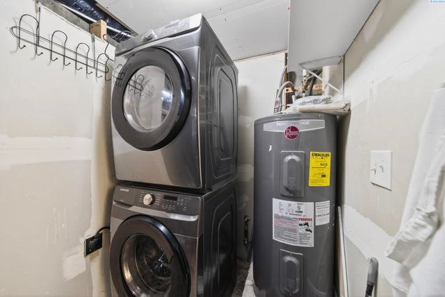 2106-2108 Trippe St, Richland, WA 99354