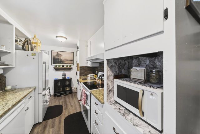 2106-2108 Trippe St, Richland, WA 99354