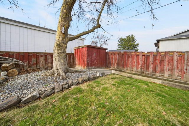 2106-2108 Trippe St, Richland, WA 99354