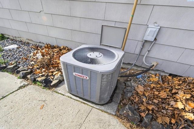 2106-2108 Trippe St, Richland, WA 99354