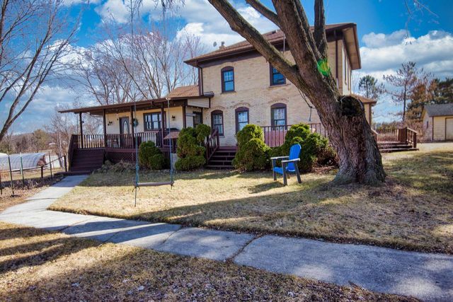 N2625 County Road A W, Cascade, WI 53011
