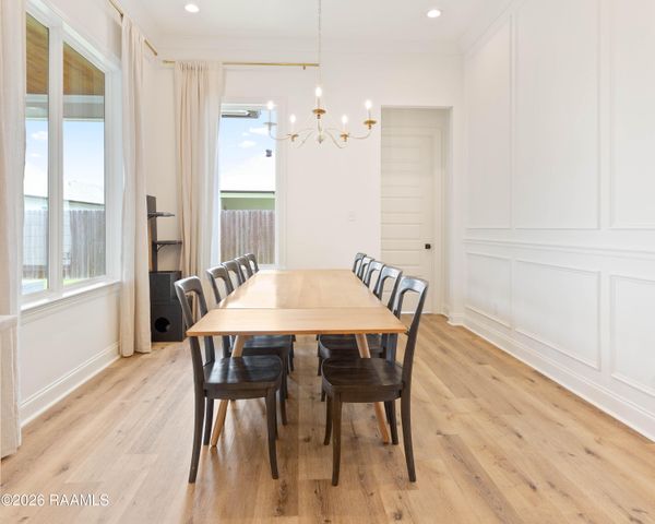 105 Sleeply View Drive, Broussard, LA 70518