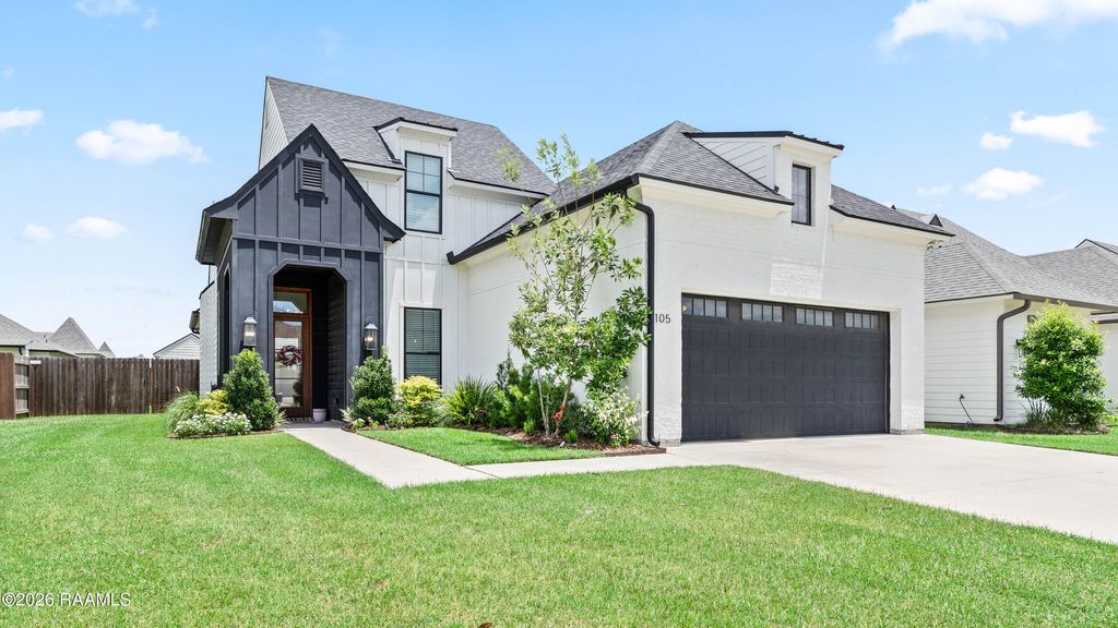 105 Sleeply View Drive, Broussard, LA 70518