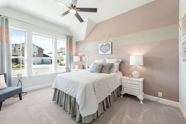 208 Oakcrest Drive, Justin, TX 76247