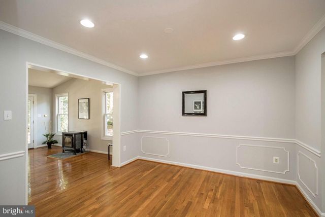 5612 EASTBOURNE DR, Springfield, VA 22151