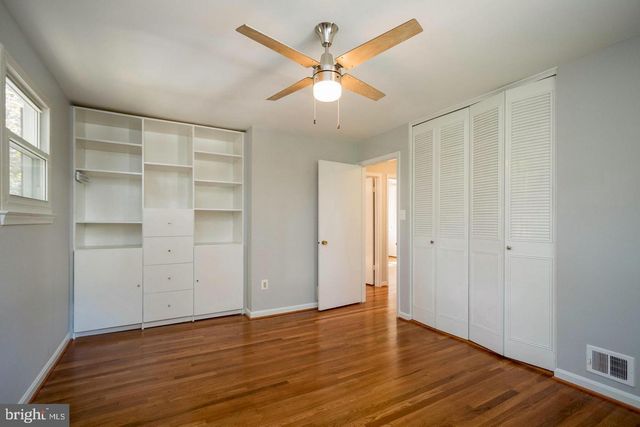 5612 EASTBOURNE DR, Springfield, VA 22151