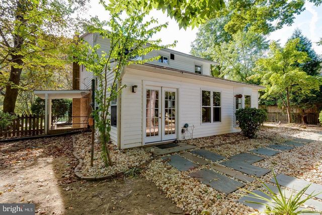 5612 EASTBOURNE DR, Springfield, VA 22151