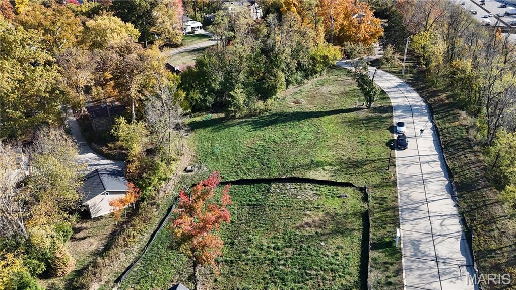 2025 Lily Avenue, Kirkwood, MO 63122