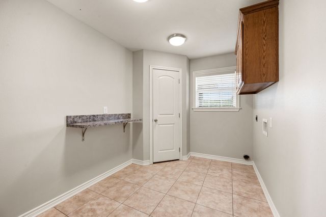 9888 NW County Road 2221, Barry, TX 75102