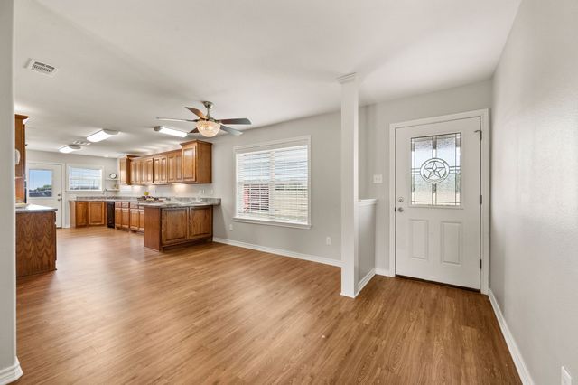 9888 NW County Road 2221, Barry, TX 75102