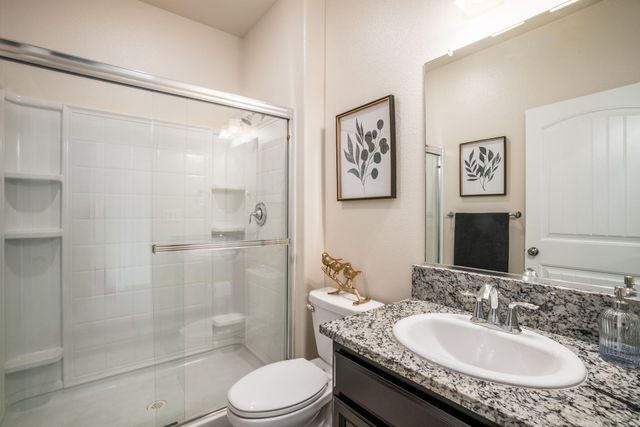 1797 Clearwater Street, Tulare, CA 93274