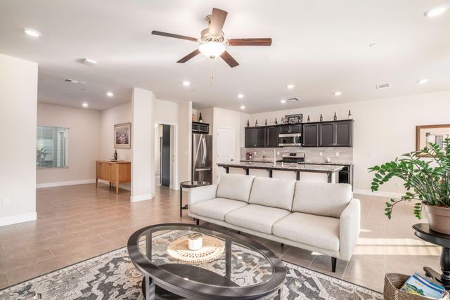 1797 Clearwater Street, Tulare, CA 93274