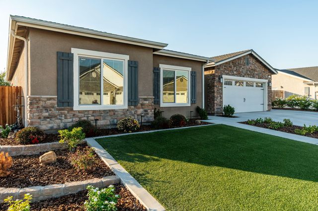 1797 Clearwater Street, Tulare, CA 93274