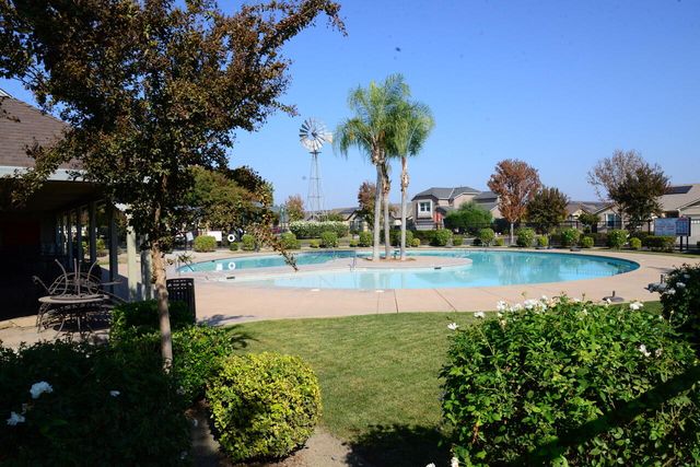 1797 Clearwater Street, Tulare, CA 93274