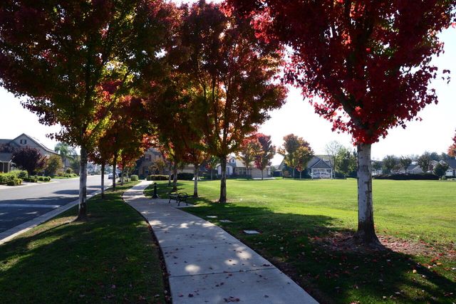 1797 Clearwater Street, Tulare, CA 93274