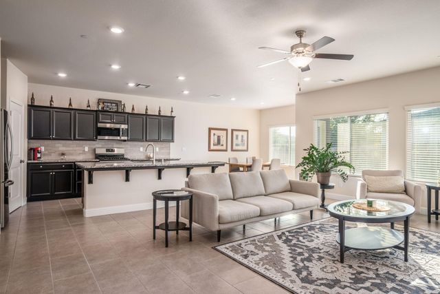 1797 Clearwater Street, Tulare, CA 93274