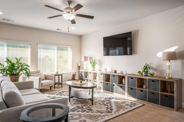 1797 Clearwater Street, Tulare, CA 93274