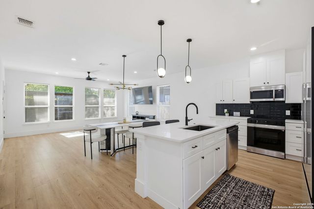 918 Berlin Ave, San Antonio, TX 78211