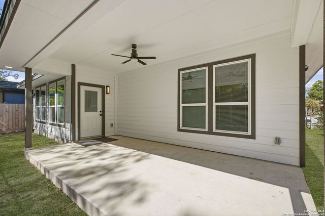 918 Berlin Ave, San Antonio, TX 78211