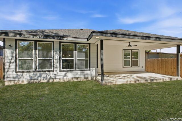 918 Berlin Ave, San Antonio, TX 78211