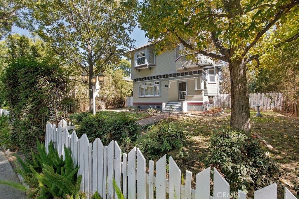 825 N Lacy, Santa Ana, CA 92701 — photo 4