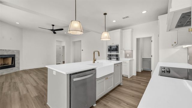 124 Norene Lane, Weatherford, TX 76088