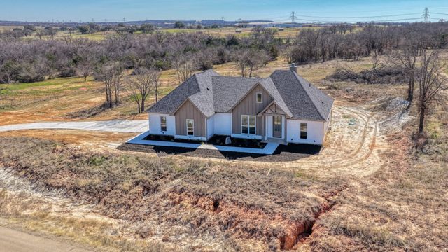 124 Norene Lane, Weatherford, TX 76088
