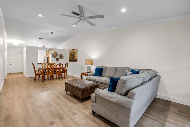 18559 Egret Way, Boca Raton, FL 33496