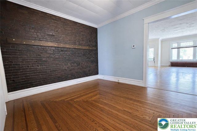 1213 West Walnut Street, Allentown City, PA 18102