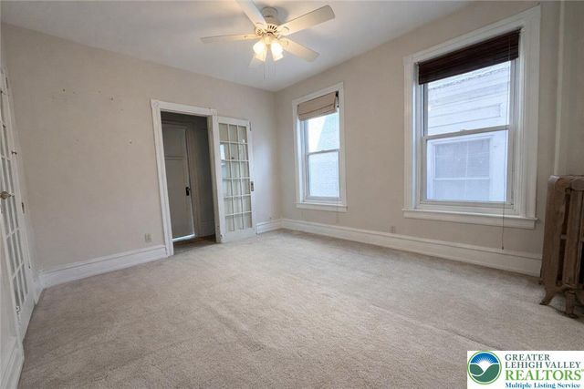 1213 West Walnut Street, Allentown City, PA 18102