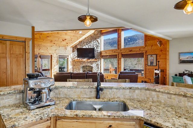 4760 Anderson Road, Hiawassee, GA 30546