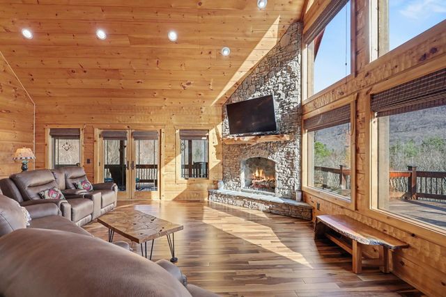 4760 Anderson Road, Hiawassee, GA 30546