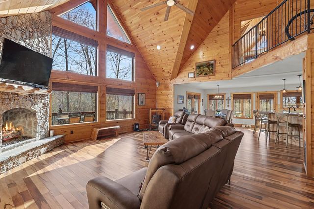 4760 Anderson Road, Hiawassee, GA 30546