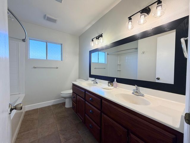 539 W Kanai Avenue, Porterville, CA 93257